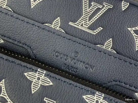 Nano Alpha-24*16*8 cm LOUIS VUITTON 0615